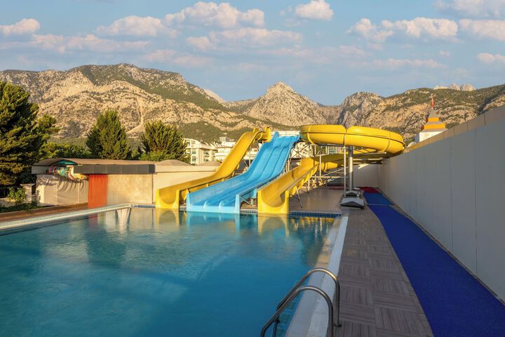 Pool 24 of 121