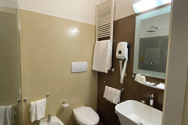 Room 134 of 180