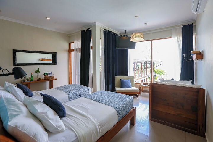 Room 35 of 59