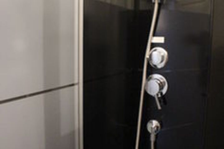 Room 4 of 44