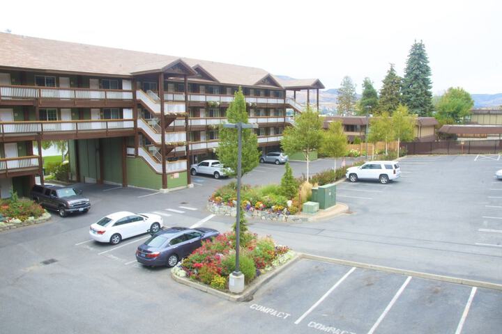 Property Grounds 56 of 100