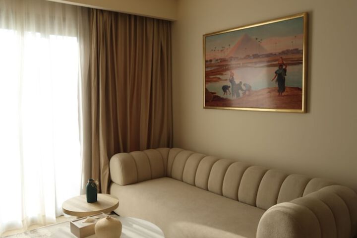 Room 44 of 93
