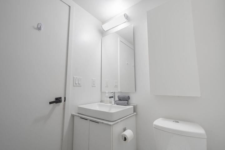 Room 211 of 354