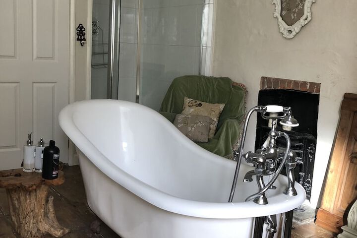 Room 21 of 21
