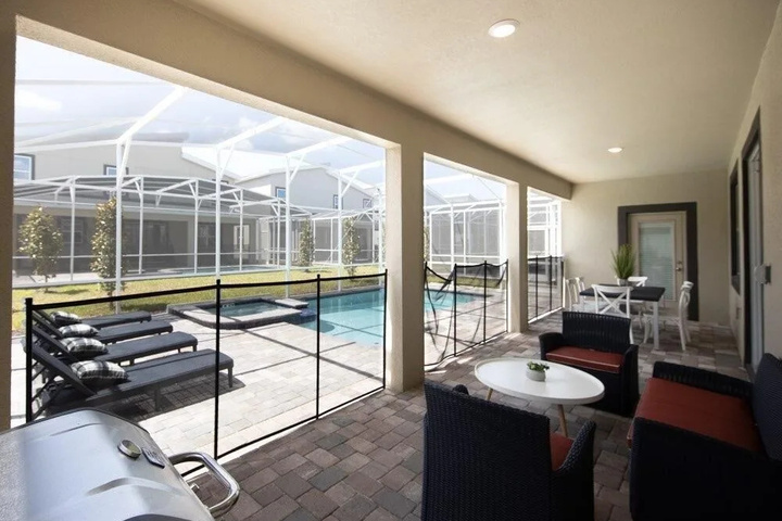 Terrace/Patio 7 of 27