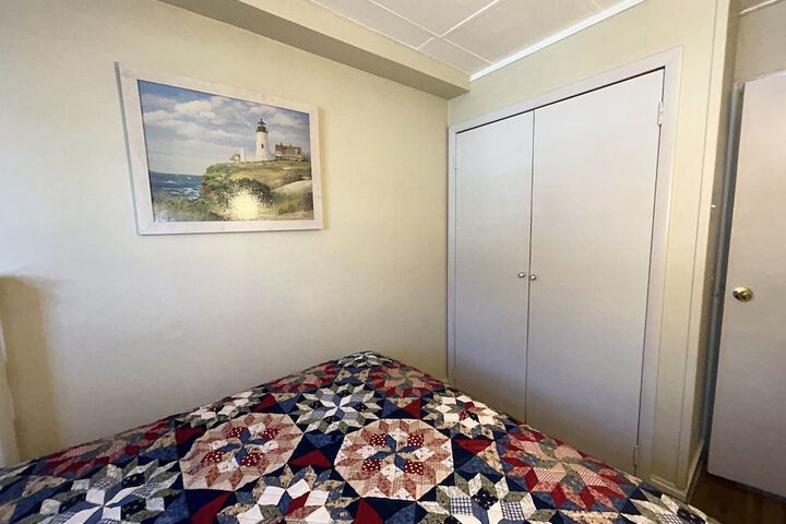 Room 9 of 138
