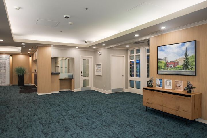 Hotel Interior 8 of 38