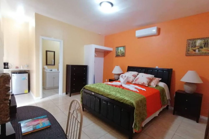 Room 10 of 31