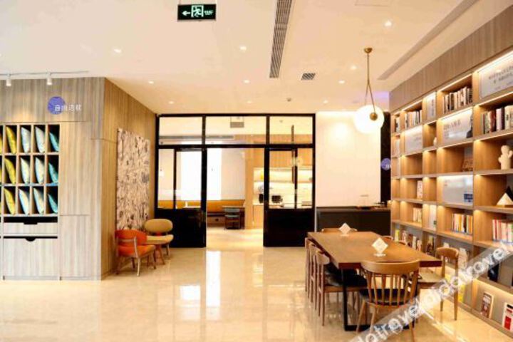 Hotel Interior 13 of 25