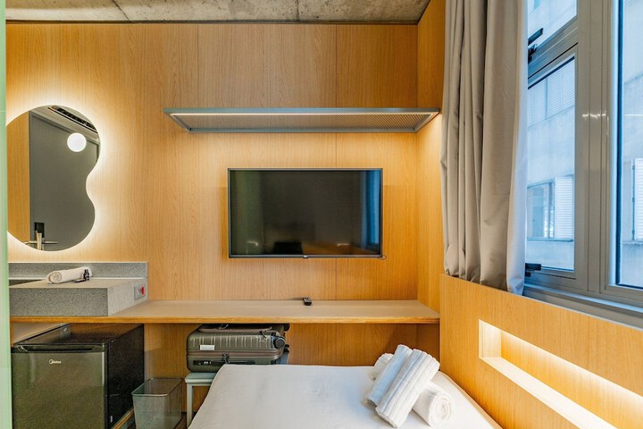 Room 29 of 71
