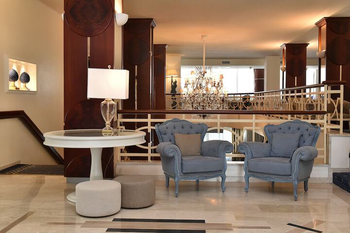 Hotel Interior 9 of 115
