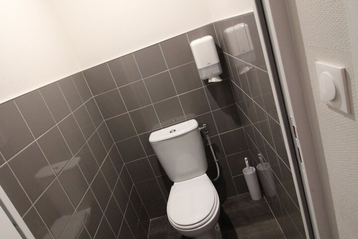 Room 45 of 69
