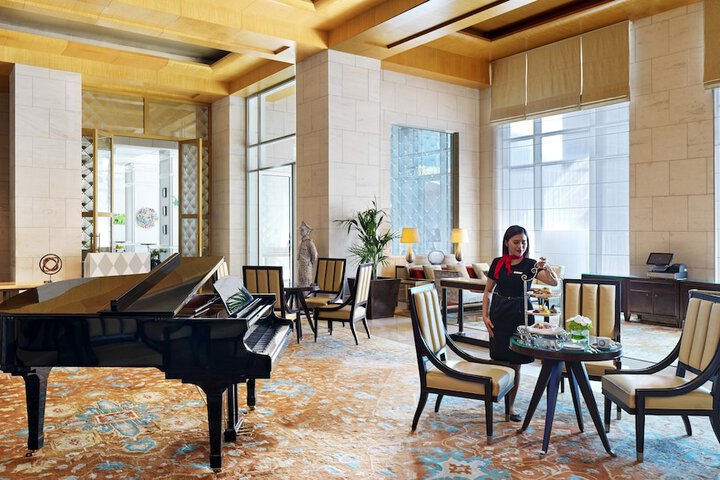 Hotel Interior 102 of 127