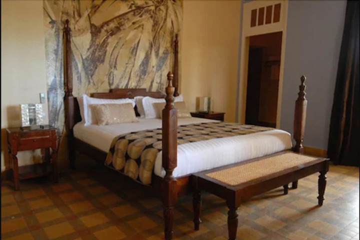 Room 2 of 71