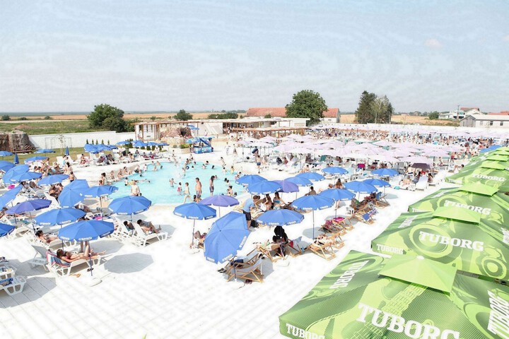 Pools & Facilities