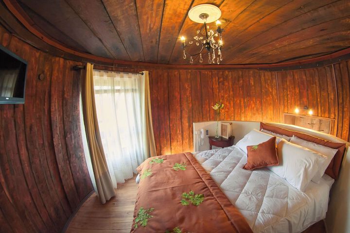 Room 45 of 122