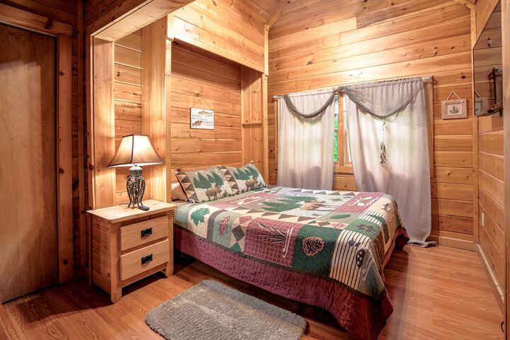 Room 10 of 40