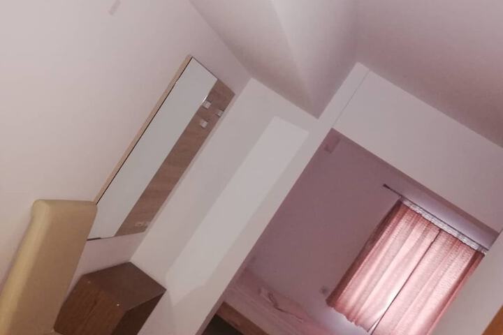 Room 36 of 54