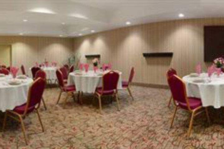 Ballroom/Hall 2 of 16