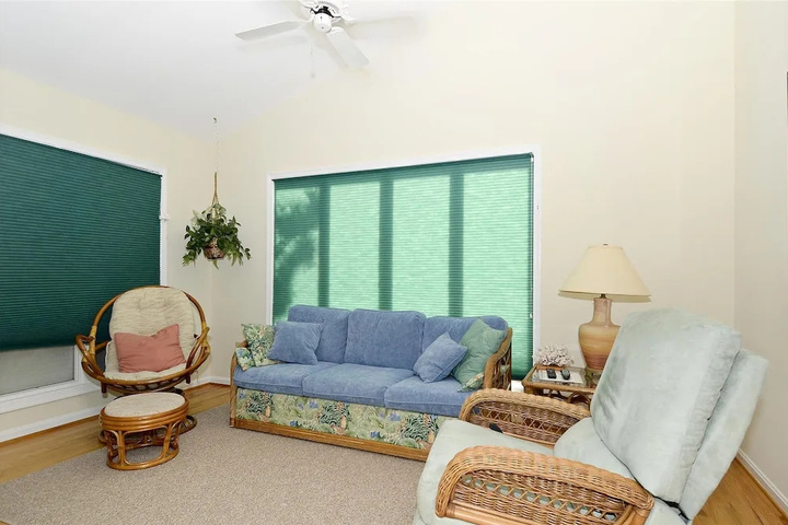 Room 3 of 12