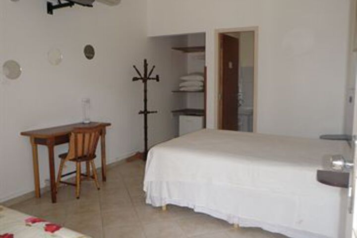 Room 13 of 24