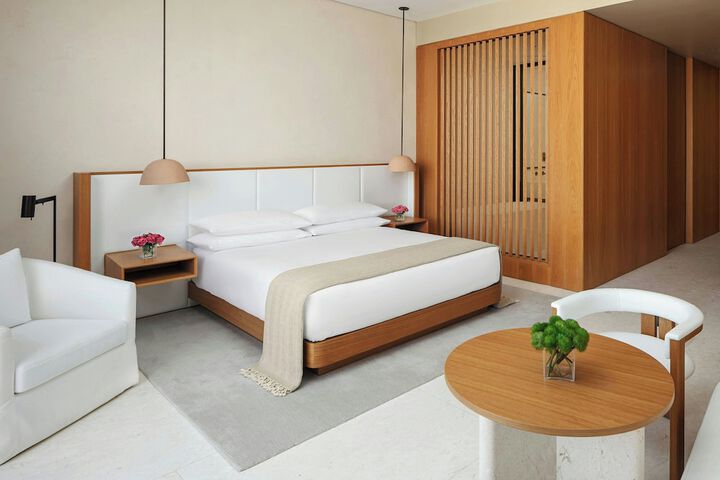 Room 18 of 64