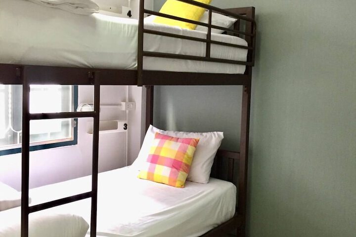 Room 5 of 45