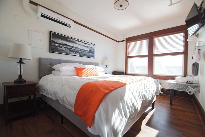 Room 19 of 59
