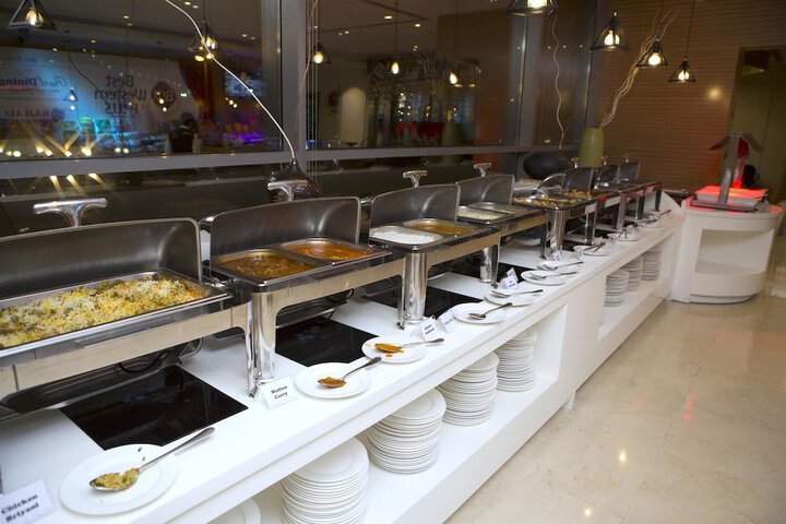 Dining 85 of 106