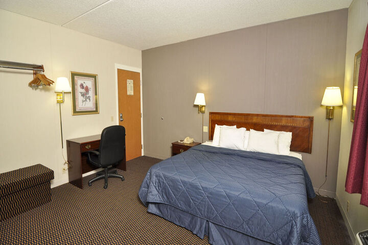 Room 13 of 43