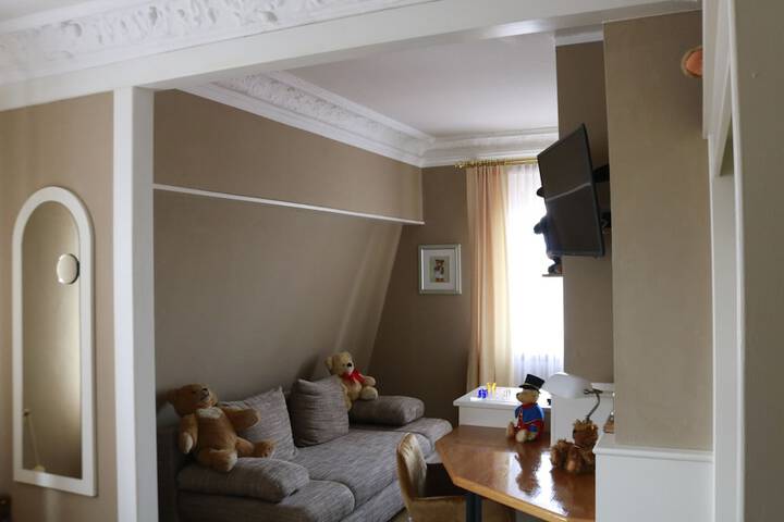 Room 14 of 92