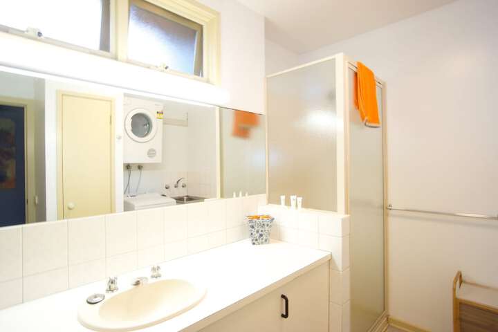 Room 18 of 28