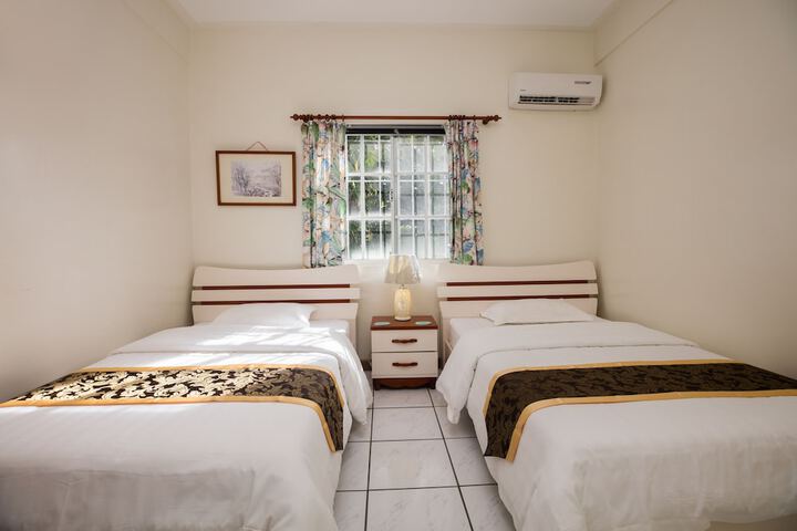Room 28 of 51