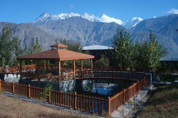 Hotel with Pool