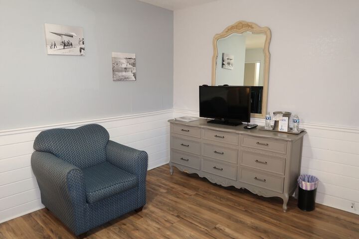 Room 25 of 65