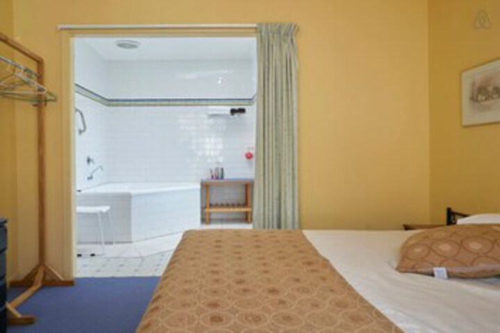 Room 36 of 36