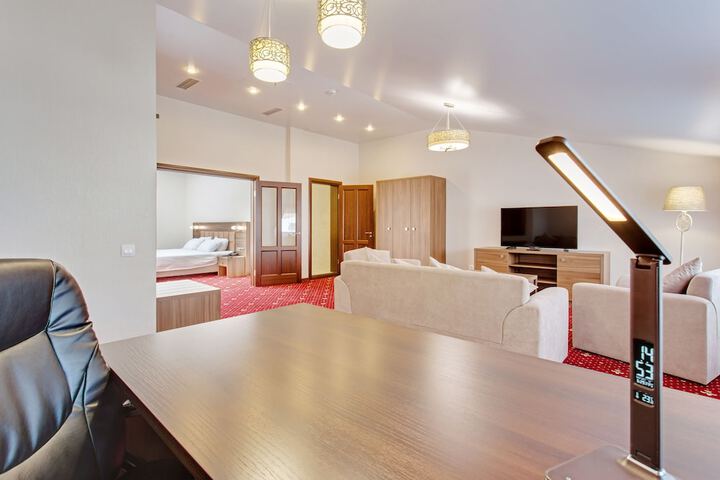 Room 10 of 23