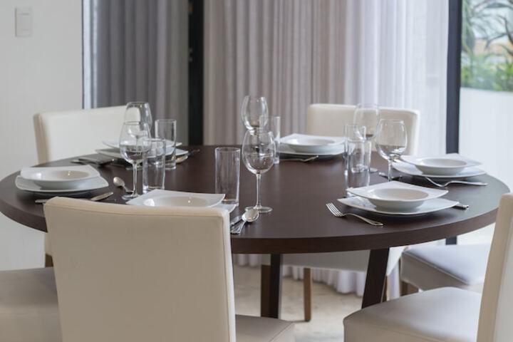 Dining Photos