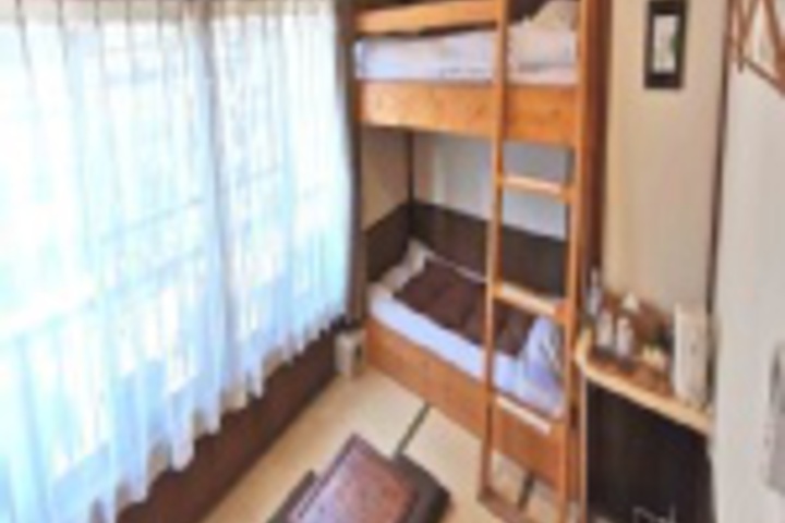 Room 169 of 192
