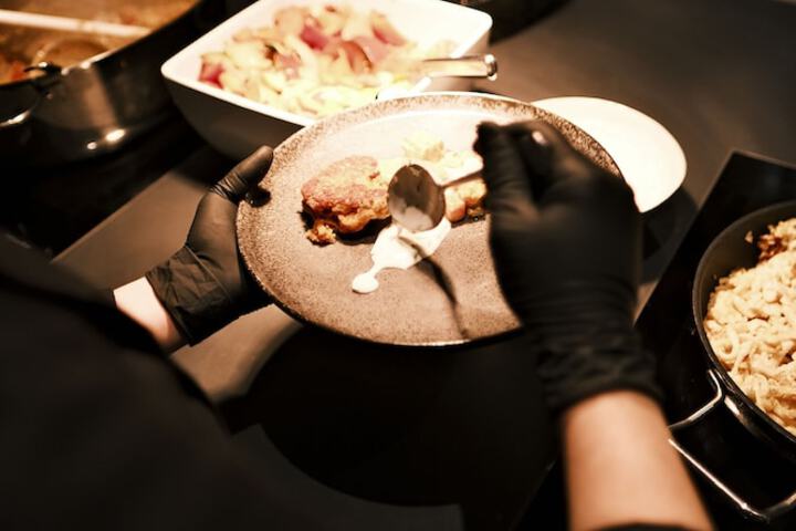 Dining 52 of 81