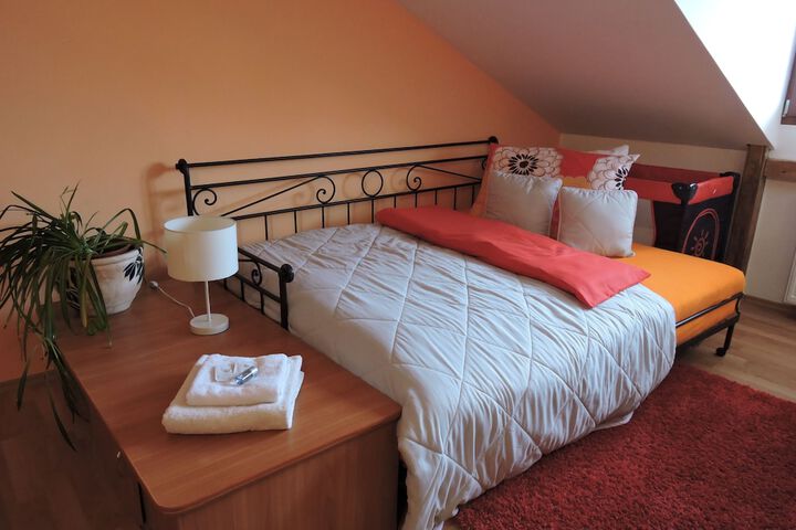 Room 15 of 44