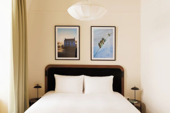 Room 17 of 72
