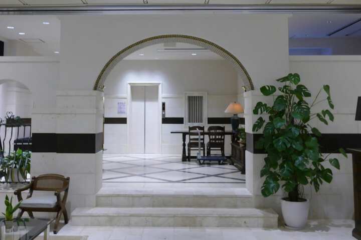 Hotel 2 of 94