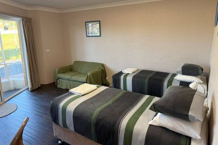 Room 42 of 67