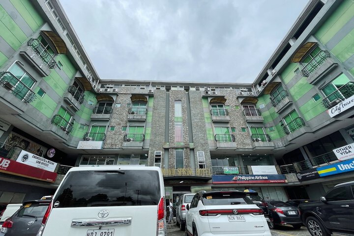 Hotel 75 of 79