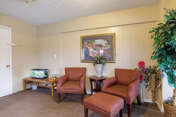 Hotel Interior 7 of 28