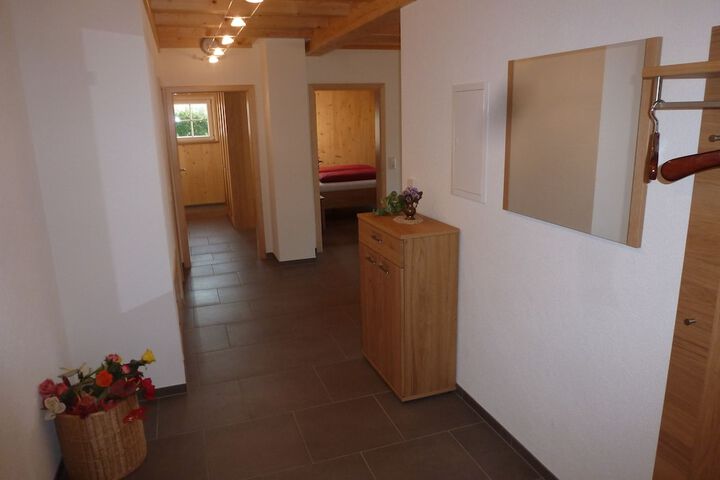 Room 17 of 90