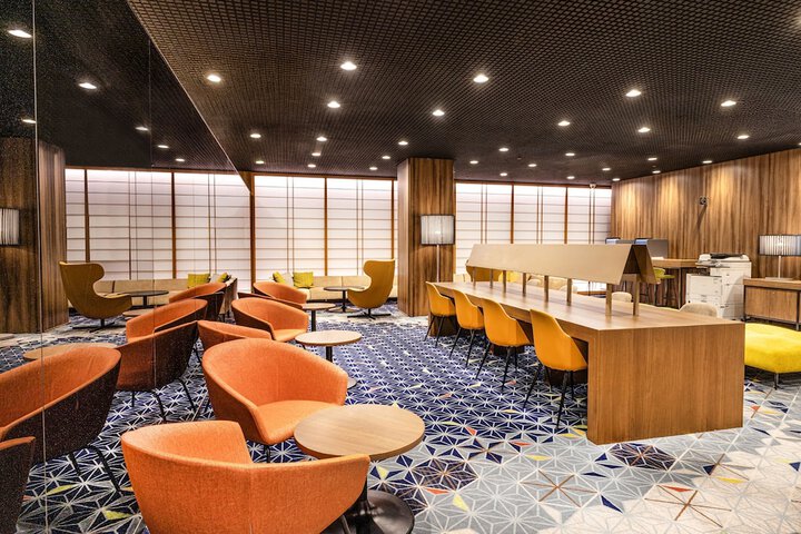 Hotel Lobby