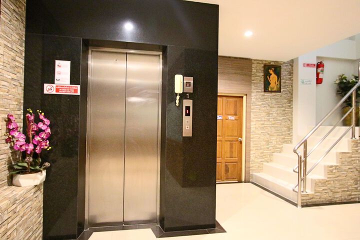 Hotel Interior 6 of 60