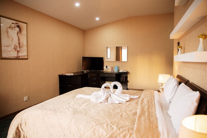Room 18 of 46